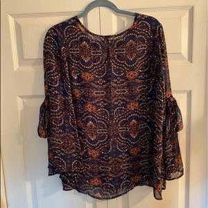 New Direction Blouse. Size L. length: 26”.  Like New Condition.